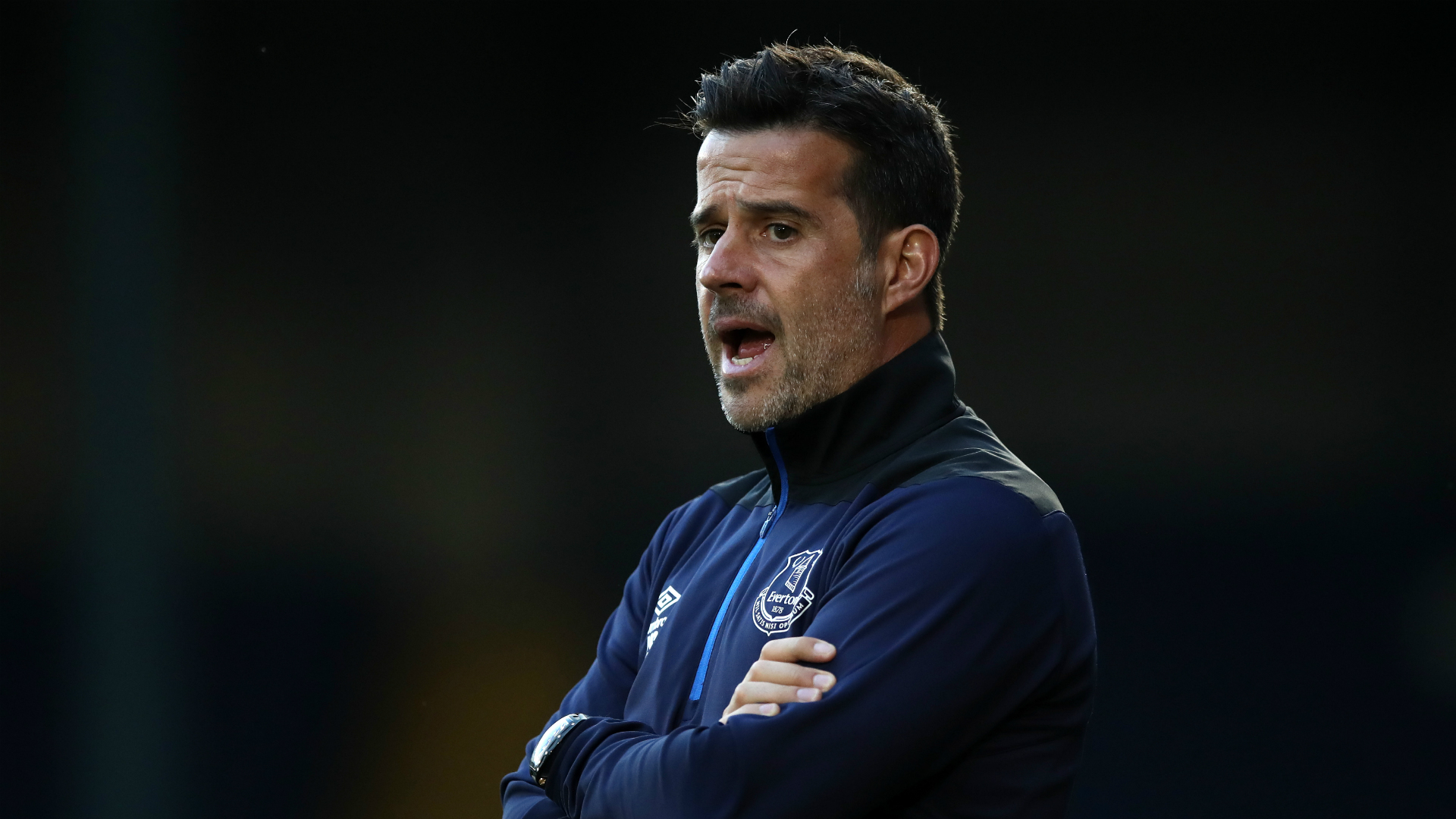 体现了他的 体现了他的